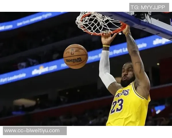 詹姆斯分享休赛期调理身体的经历准备迎接新赛季的挑战与考验