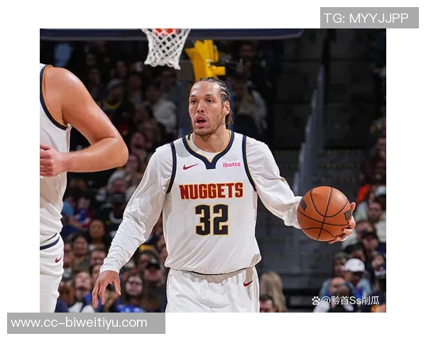 半场战报太阳落后掘金布克与狄龙合力贡献24分约基奇助攻表现抢眼 半场战报太阳落后掘金布克与狄龙合力贡献24分约基奇助攻表现抢眼