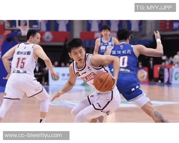 小卡季前赛首次下半场亮相表现平平拿到15分2板2助1帽展现潜力