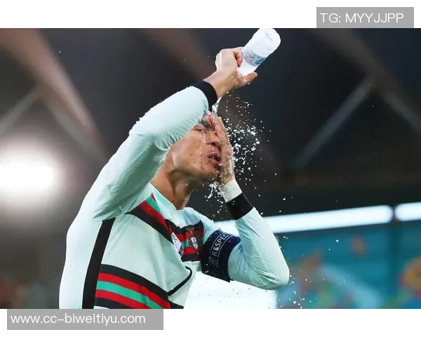 帕特里西奥宣布退役C罗发文致敬感谢其伟大贡献与历史地位